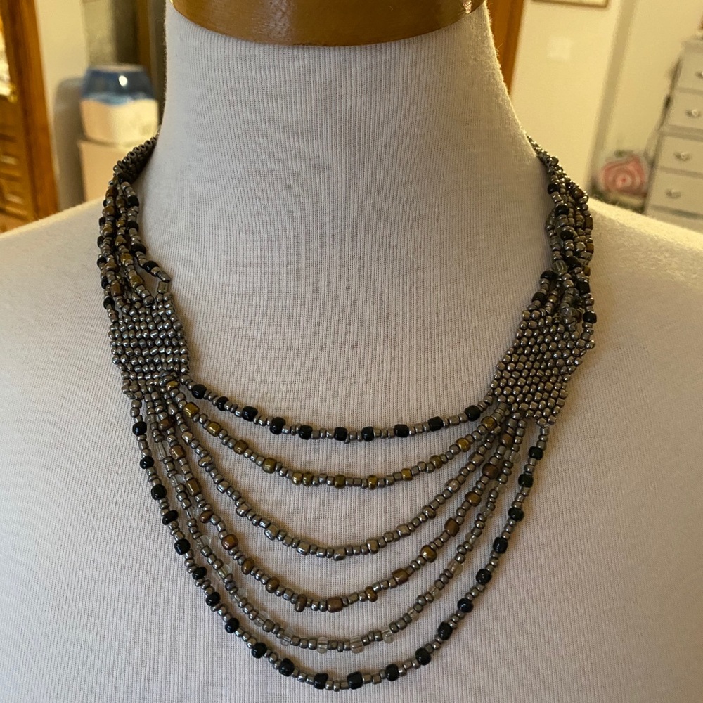 Draping beaded necklace